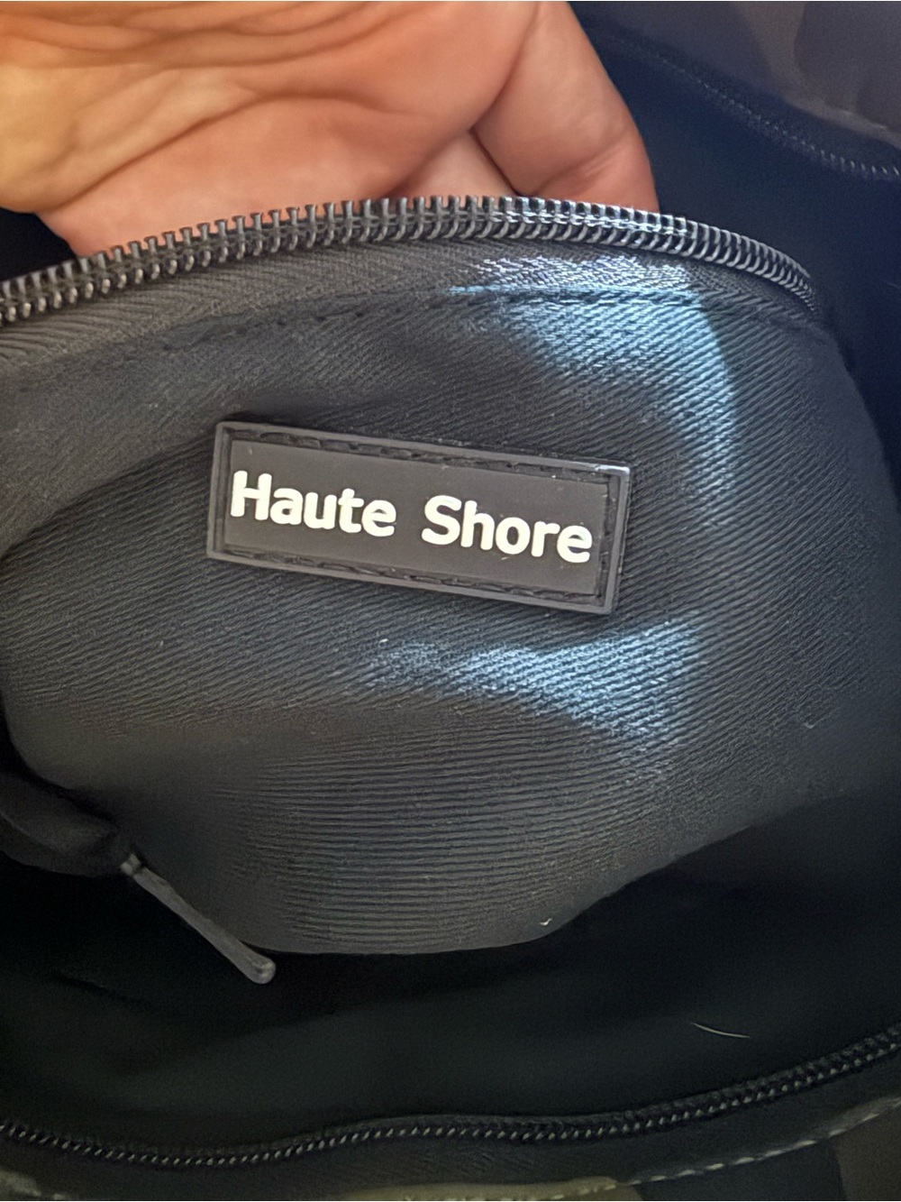 HAUTE SHORE Camo Messenger Bag with Pink & Orange Center Stripe NWOT - Picture 3 of 13